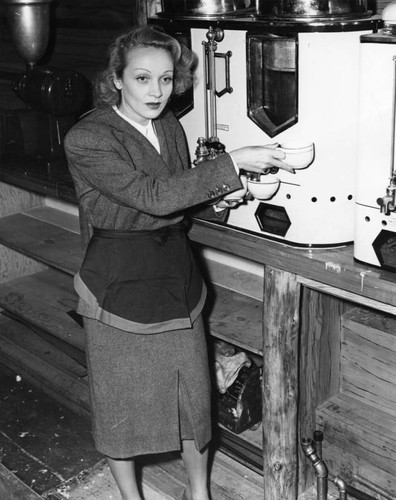 Marlene Dietrich at the Hollywood Canteen