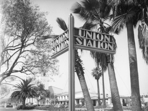 Union Station sign