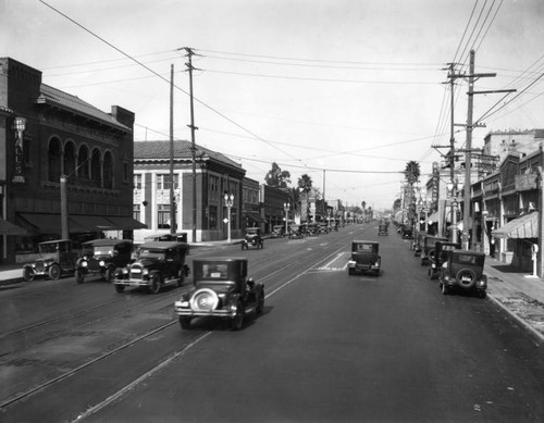 Figueroa Street, Highland Park