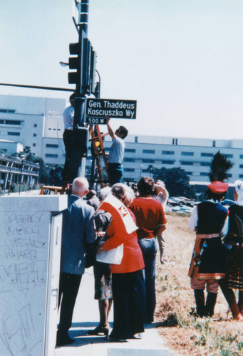 General Thaddeus Kosciuszko Way street sign mounted