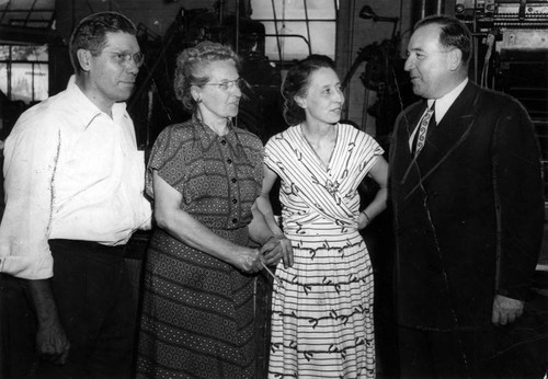 Gov. Edmund G. Brown chats up newspaper employees