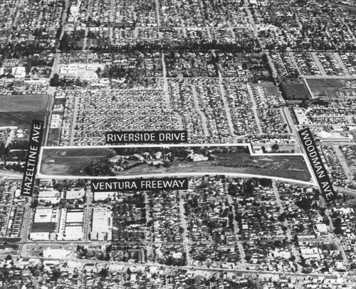 Aerial view of new site for Bullock's in San Fernando Valley