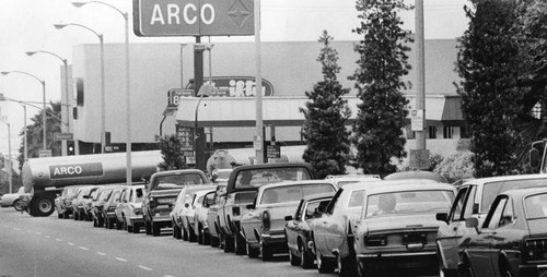 ARCO fuel tank refueling station for long gas line