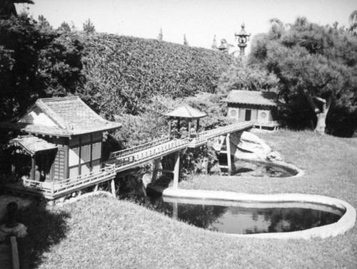 Miniature Japanese garden, Hollywood