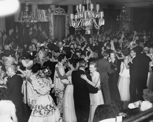 Las Damas Pan-Americanas ball at the Beverly Hills Hotel