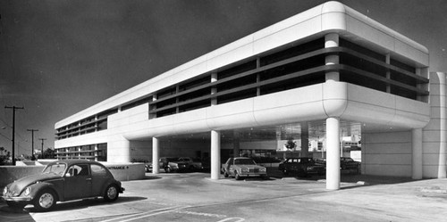 Santa Monica Bus administration building