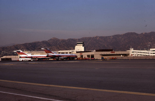 Hollywood-Burbank Airport