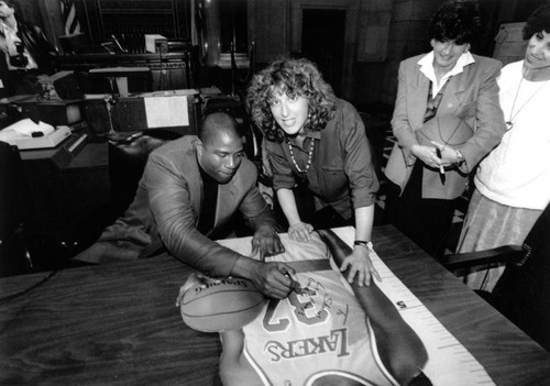 Magic Johnson in City Council Chamber