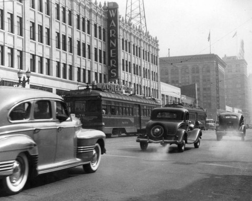 Hollywood Blvd. traffic