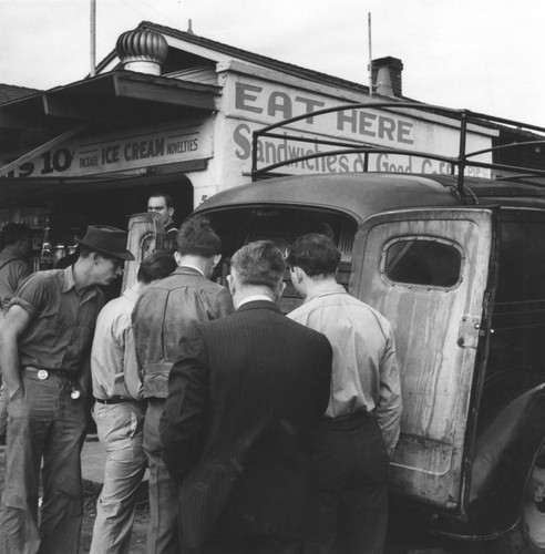 Lunchtime for Douglas Company employees, view 1