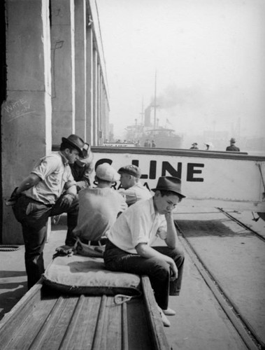 Break time on the docks