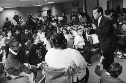 Villaraigosa campaigning