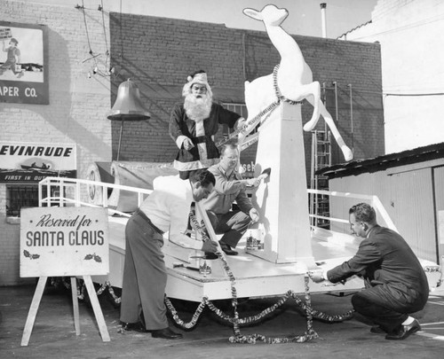 Santa gets ready for tonight's parade