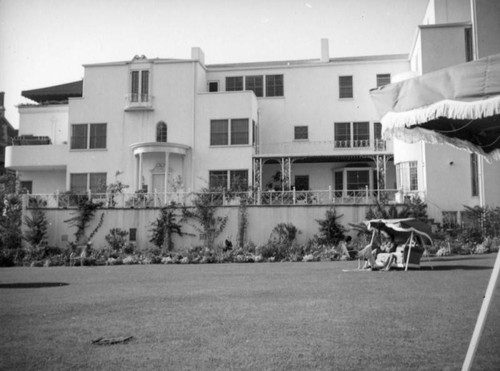 Apartments, Rossmore Avenue