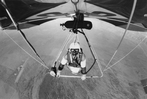 Stephane Dunoyer de Segonzac and his hang glider