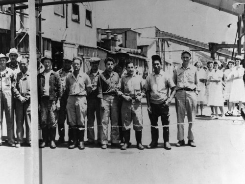 Cannery workers, part 5 — Calisphere