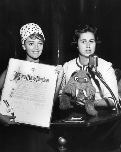 Councilwoman Rosalind Wyman and Anna Maria Alberghetti