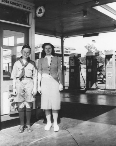 Russell Francis and sister, Doris