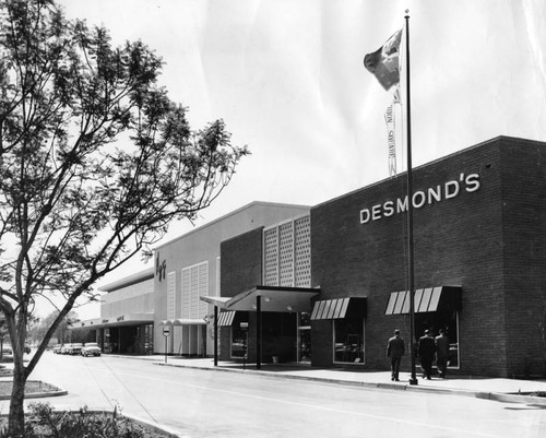 Desmond's Clothing Store, Santa Ana