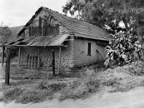 Bouquet Canyon adobe