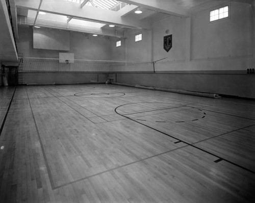 Jonathan Club gymnasium, view 2