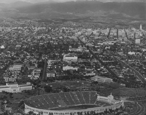 Aerial view of Los Angeles with Coliseum