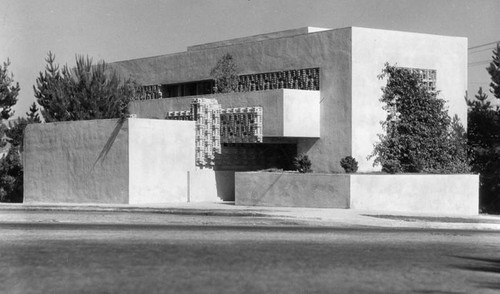 Residence of Lloyd Wright