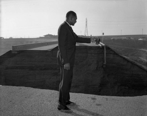 Baldwin Hills Dam disaster