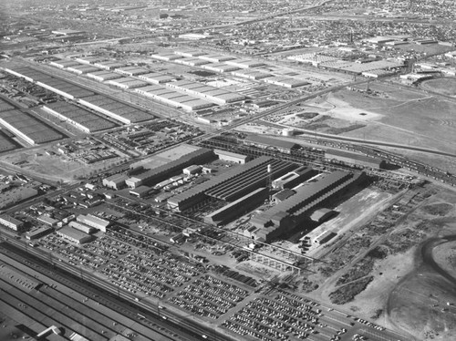 Slauson Avenue and Eastern Avenue, Commerce, looking northwest