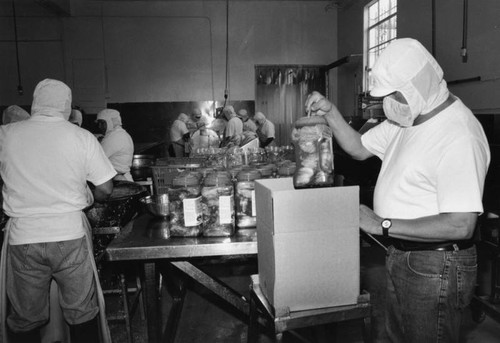 Washing and packing kimchi jars, Cosmos Food Co