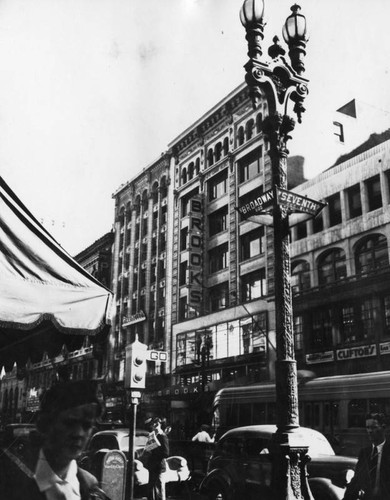 7th and Broadway signs