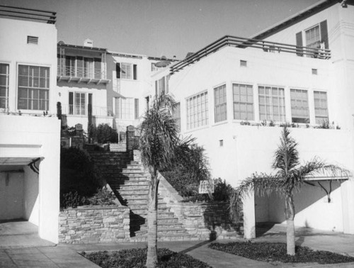 Apartments on Doheny in West Hollywood