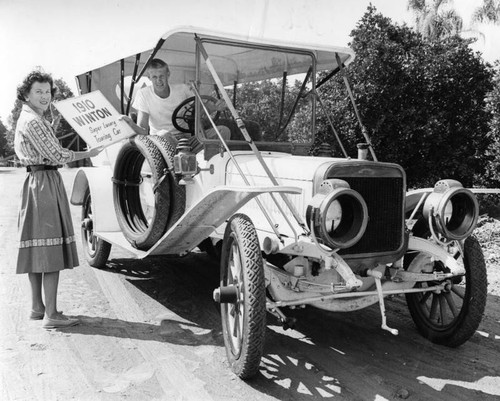 Vintage vehicle' gets final flair for fair