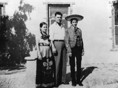 Mexican Americans in costume