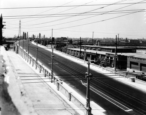 Looking down the Fourth St. Bridge road