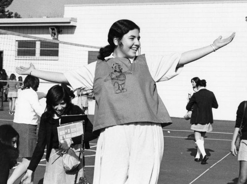 Cheerleader, Sacred Heart of Mary H.S