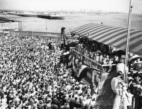 Crowd watching beauty contestants