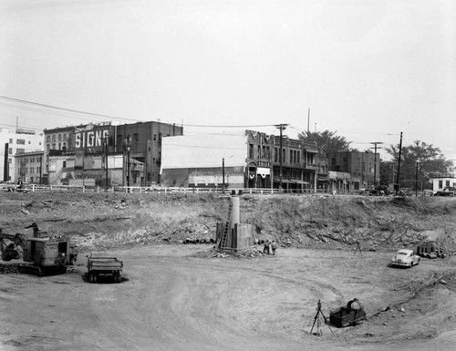 Construction of 101 near Garnier Building