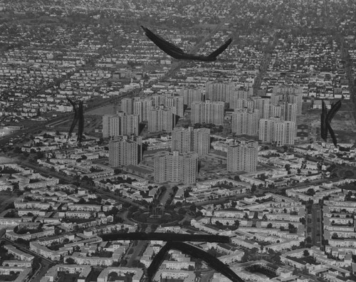 Park La Brea housing project, aerial