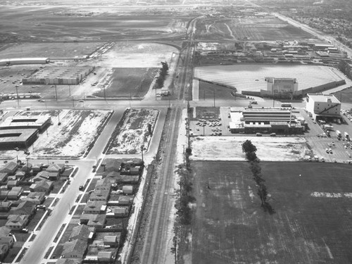 Lakewood, Carson St. and Deeboyar Ave., looking south