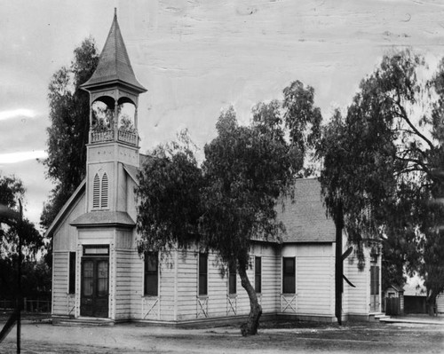 Whittier church