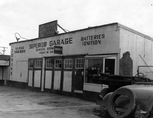 Garage in South Gate