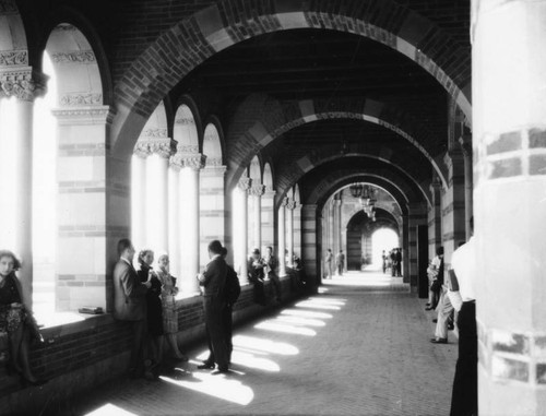 Royce Hall, U.C.L.A. campus, view 24