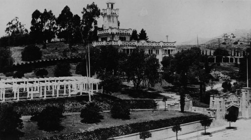 Castle Sans Souci, Hollywood