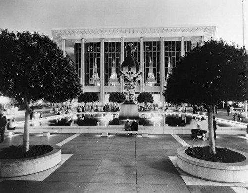 Nighttime, Dorothy Chandler Pavilion