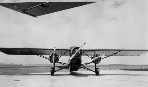 Stinson tri-motor plane