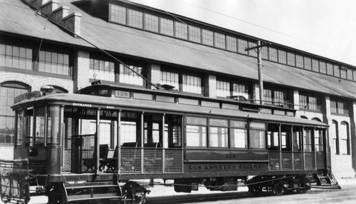 L. A. Railway Co. electric car