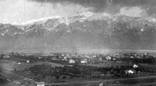 Snow on the Sierra Madre's