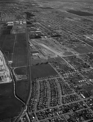 Hughes Aircraft, Artesia Avenue, looking east