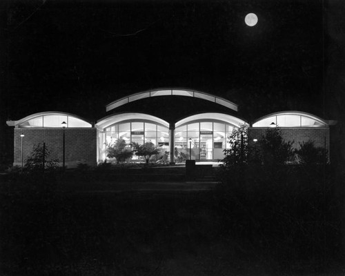 Night view of the Woodland Hills Branch Library